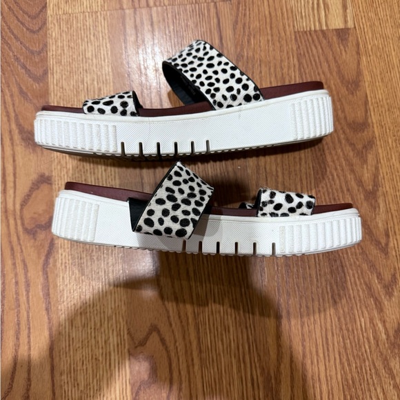 Altar’d State Lashanna Sandals - Picture 3 of 4